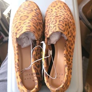Leopard print flats